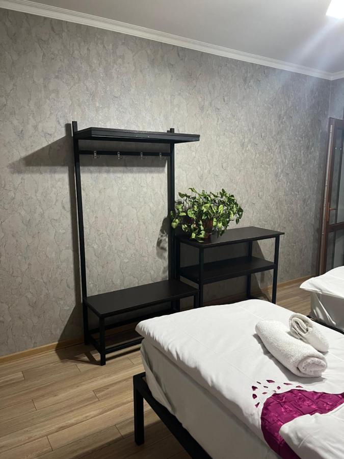 קזבגי Roza Guesthouse מראה חיצוני תמונה