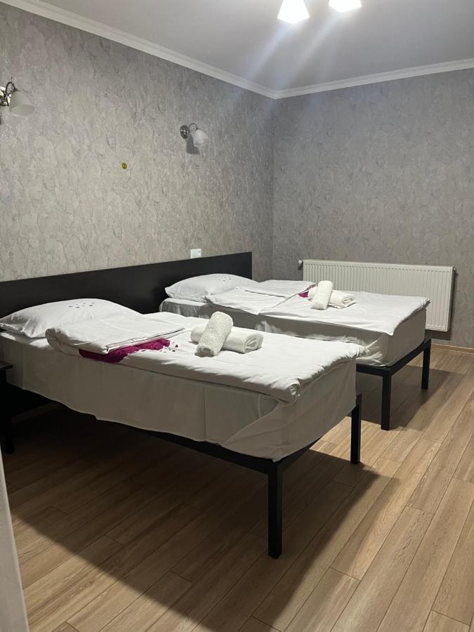 קזבגי Roza Guesthouse מראה חיצוני תמונה